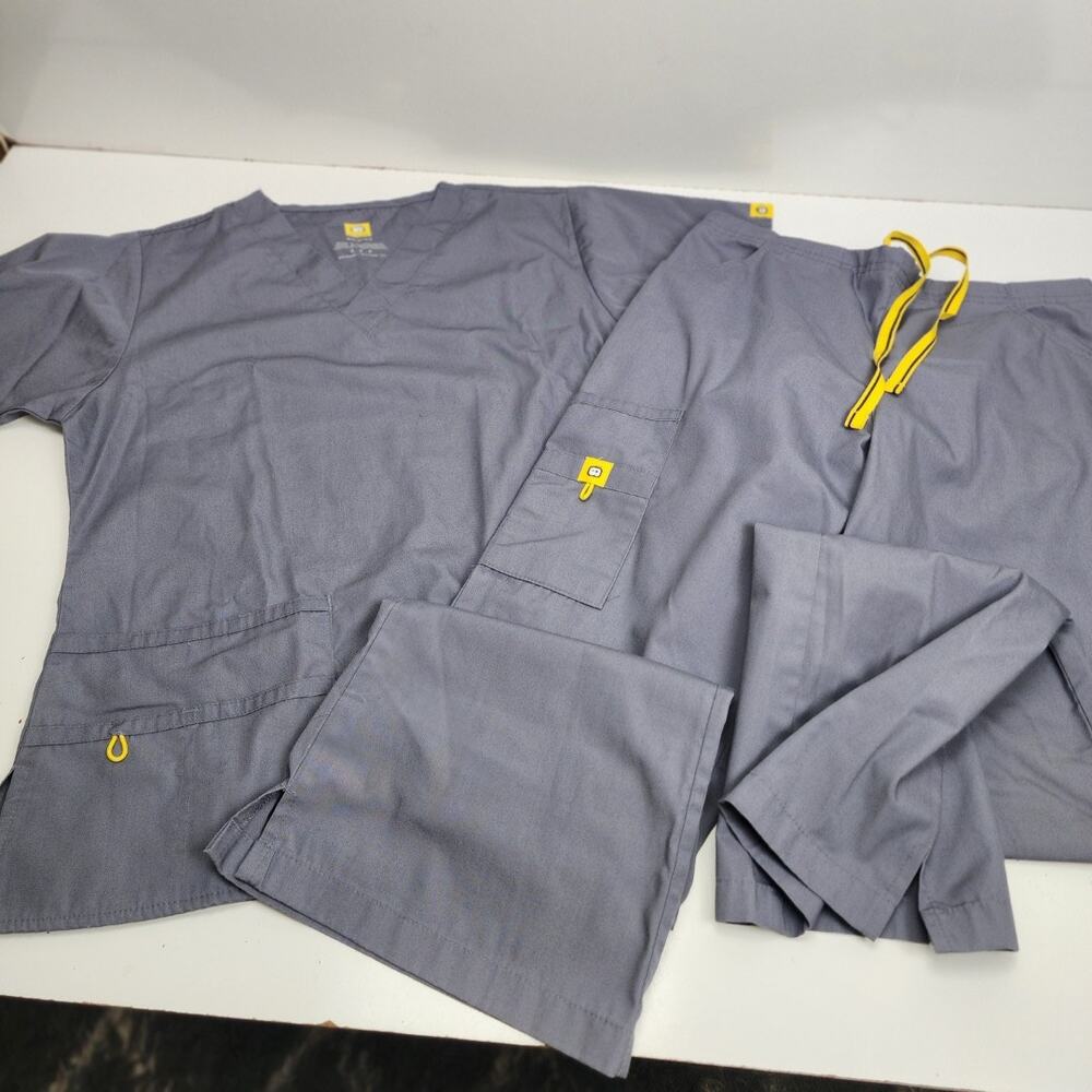 Wonder Wink Brand Dark Gray & Yellow Short Sleeve Scrubs Set Women's Size S
